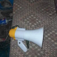 بلندگو دستی میکروفن