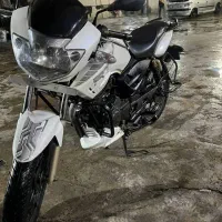 آپاچی ۱۸۰ فیس قدیم