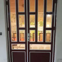 درب آلومینیومی به همراه توری