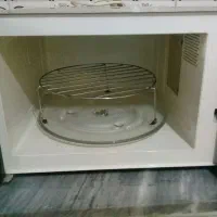 ماکروفرسالم درحد نو بدون تعمیر کم استفاده شده|اجاق گاز و لوازم برقی پخت‌وپز|همدان, |دیوار