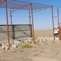 چهار دیواری گاوداری و دامپروری