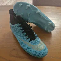 کفش فوتبال سایز ۴۱ ۴۲