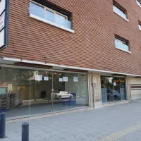 اجاره مغازه ۲۵ و ۵۰ متری خیابان کیانی،سجاد،ارباب|اجارهٔ مغازه و غرفه|اصفهان, تخت فولاد|دیوار