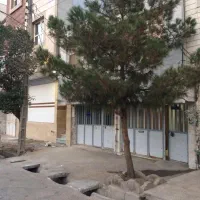 فروش منزل مسکونی دو بر  مناسب سکونت یا ساخت و ساز