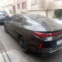 KMC J7 کی ام سی جی ۷ کم کار مشکی شخصی