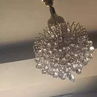 لوستر با کریستال های اصل درخشان