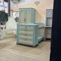استخدام فروشنده حرفه ای سرویس خواب نوزاد و کابینت