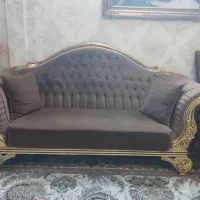 مبل نیمه استیل همراه با دو عسلی و جلو مبلی