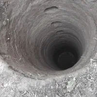 چاه کنی وسیمانکاری|خدمات پیشه و مهارت|قائم‌شهر, |دیوار