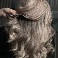 خدمات رنگ و لایت وکراتین با کیفیت بالا وقیمت مناسب