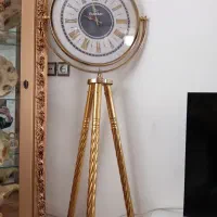 ساعت ایستاده