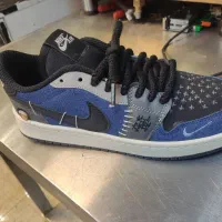 کفش اسپرت کتونی ۴۱ـ۴۲ نوع