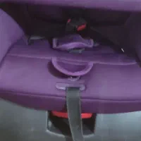 صندلی ماشین کودک در حد نو|تخت و صندلی بچه|صدرا-فارس, فاز ۲|دیوار