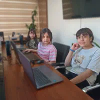 استخدام مربی مجموعه دانش بنیان