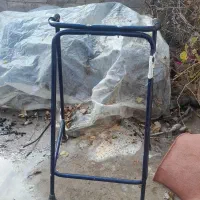 دوعدد واکر در شوط|پزشکی|شوط, |دیوار