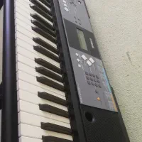 فوری کیبورد یاماها E233 کاملا سالم وتمیز|پیانو، کیبورد، آکاردئون|رفسنجان, |دیوار