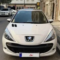 207 پانوراما مدل 1402 بدون رنگ و بسیار تمیز