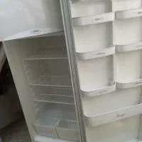 دو عدد یخچال و  فیریزر  ساام