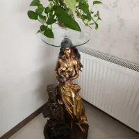 مجسمه و آبنما ورق طلا زیبا