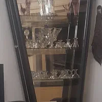 بوفه کاملا تمیزو سالم
