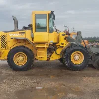 لودر ولوو L90E درحد خشک