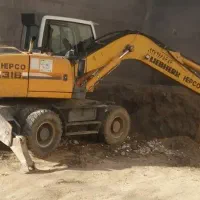 نیازمند اجاره بیل مکانیکی کلید تحویل