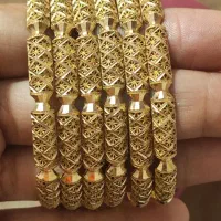 طلاها همگی نو همراه فاکتور ۲۰۰ بالای تابلو