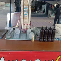 چهار چرخ فلافل و فالوده آماده به کار