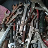 تعدادی آچار