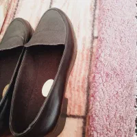 دوجفت کفش مجلسی|لباس|مسجد سلیمان, |دیوار