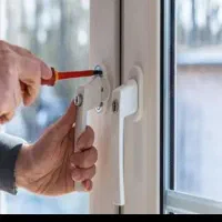 پنجره  دوجداره وشیشه