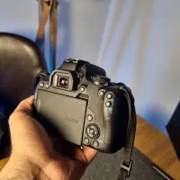 دوربین Canon 850d درحد نو