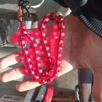 تسبیح کهربا و سندلوس. دو پوست 7عدد . روانسر|کلکسیون اشیاء عتیقه|جوانرود, |دیوار