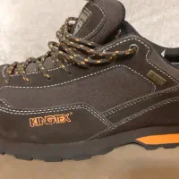 کفش کوه/پیاده روی