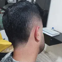 آموزشگاه آرایشگری آقا(وزنانه بامربی خانم مکان جدا)