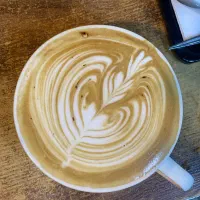 باریستا وکمک باریستا وکاراموز|استخدام خدمات فروشگاه و رستوران|قم, بکایی|دیوار