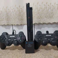 پلی استیشن ۲ اسلیم همراه دو دسته