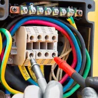 برقکار ساختمان تعمیرات برقکشی نصب ایفون