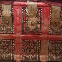 صندوق قدیمی سالم