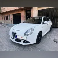 الفا جولیتا مدل 2012 فول کامل بسیار سالم