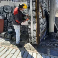 جوشکاری سیارونصب درب ویلایی تخریب منزل وبرشکاری|خدمات پیشه و مهارت|یزد, |دیوار