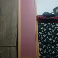 یک عدد کمد ام دی اف