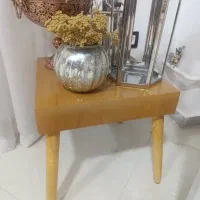 جلومبلی و دو عدد عسلی|مبلمان خانگی و میز عسلی|سنندج, |دیوار