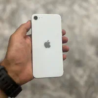 آیفون se2020 سفید