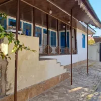 حیاط بزرگ،هوای روستا،خونه ای با حال و هوای قدیم