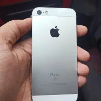 آیفون SE