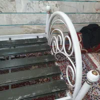 تخت یک نفره