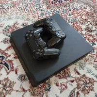 یک عدد ps4.