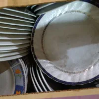 ظروف چینی و ساعت و ...قدیمی