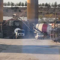 استخدام بازاریاب خانم جهت کارخانه بتن آماده